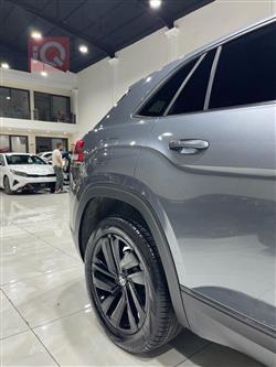 Volkswagen Atlas Cross Sport